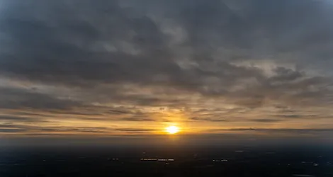 2023-04-16 Some sunset photos at LG