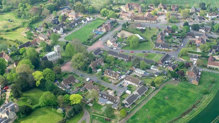 2022-05-02 Virgin Balloon at Huntingdon