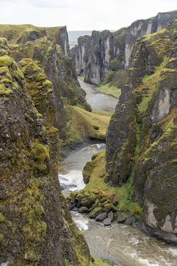 2026-06-09 Fjaðrárgljúfur